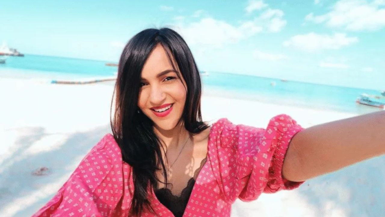 asylmendibaeva Digital Identity Review: Consistent Branding in Modern Online Spaces